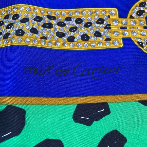❤️💚💙 CARTIER SILK SCARF AUTHENTIC - Picture 2 of 11